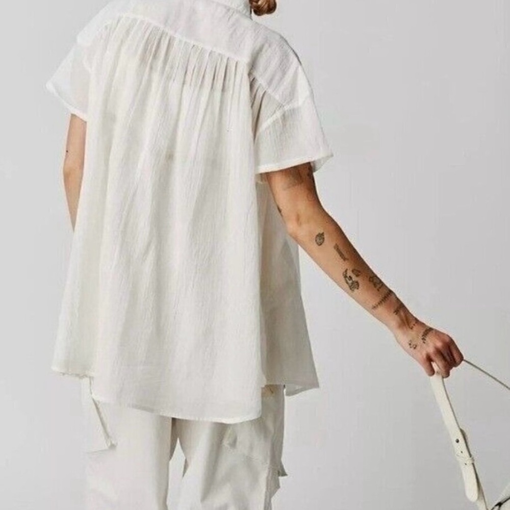 We the Free Float Away Relaxed Fit Blouse Small NWT - Picture 3 of 6